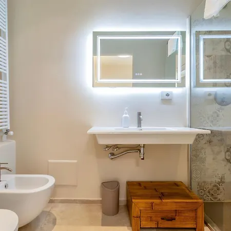 Dimora Sella בית הארחה 3*